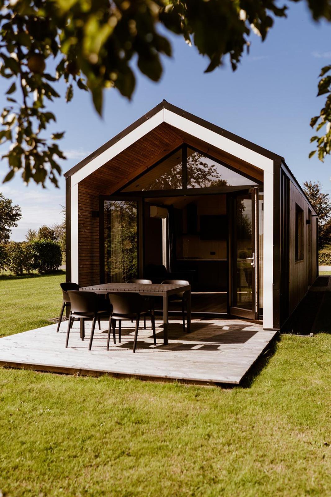 Tiny House Xxl Hotel Bant Exterior photo