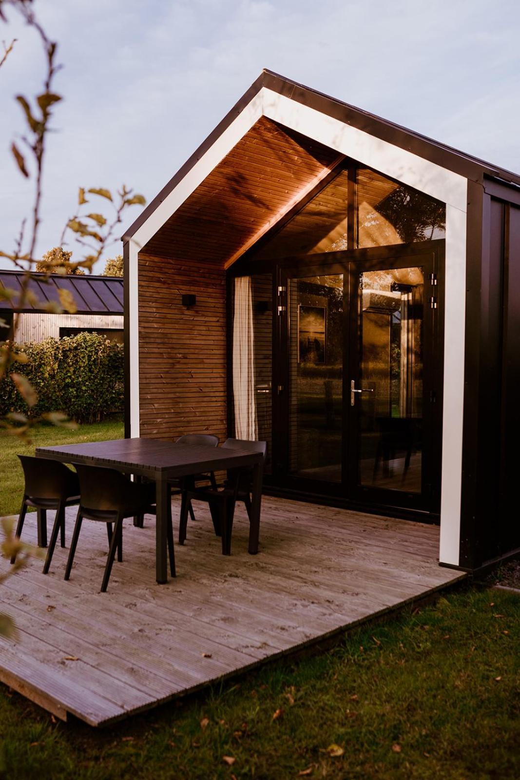 Tiny House Xxl Hotel Bant Exterior photo
