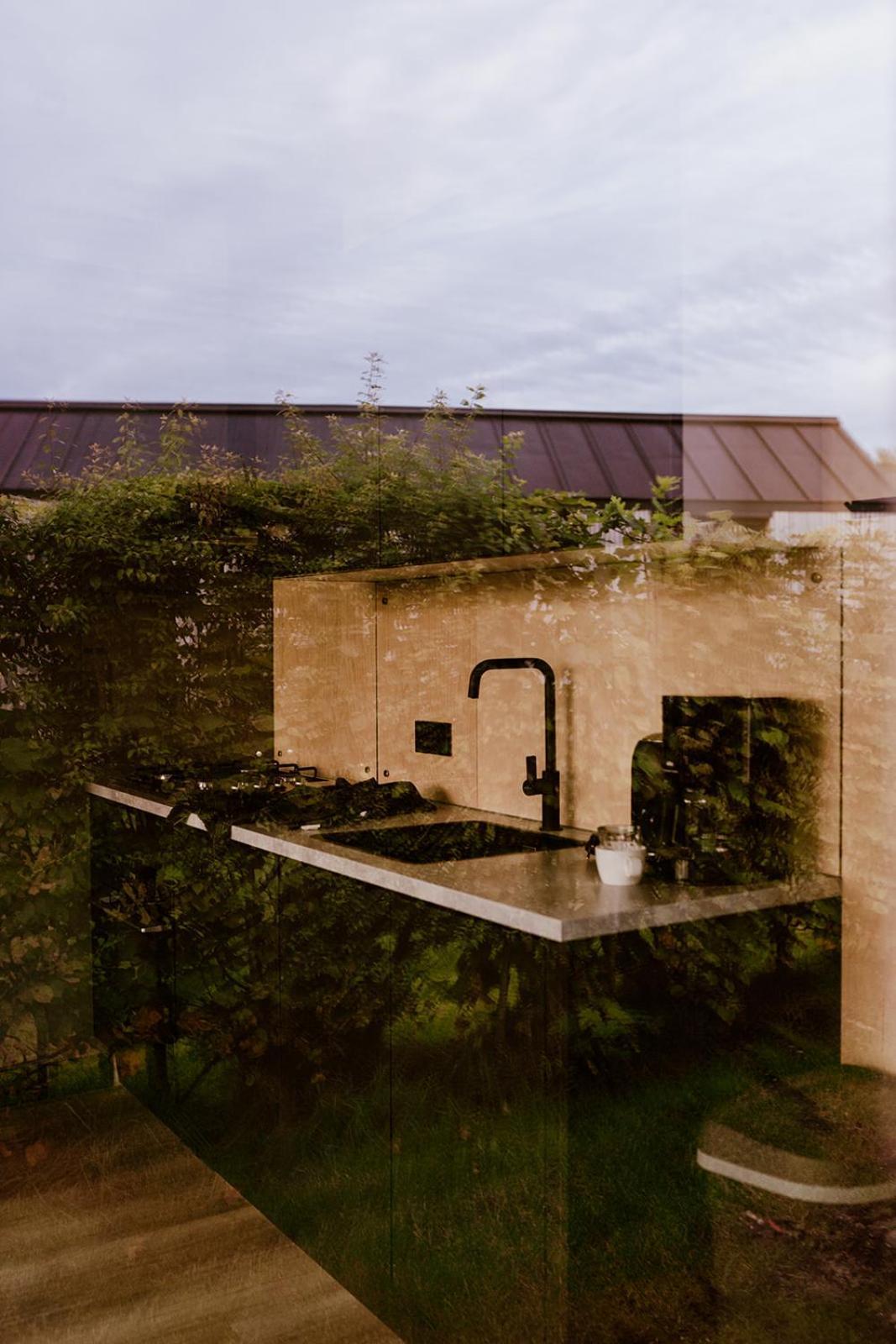 Tiny House Xxl Hotel Bant Exterior photo